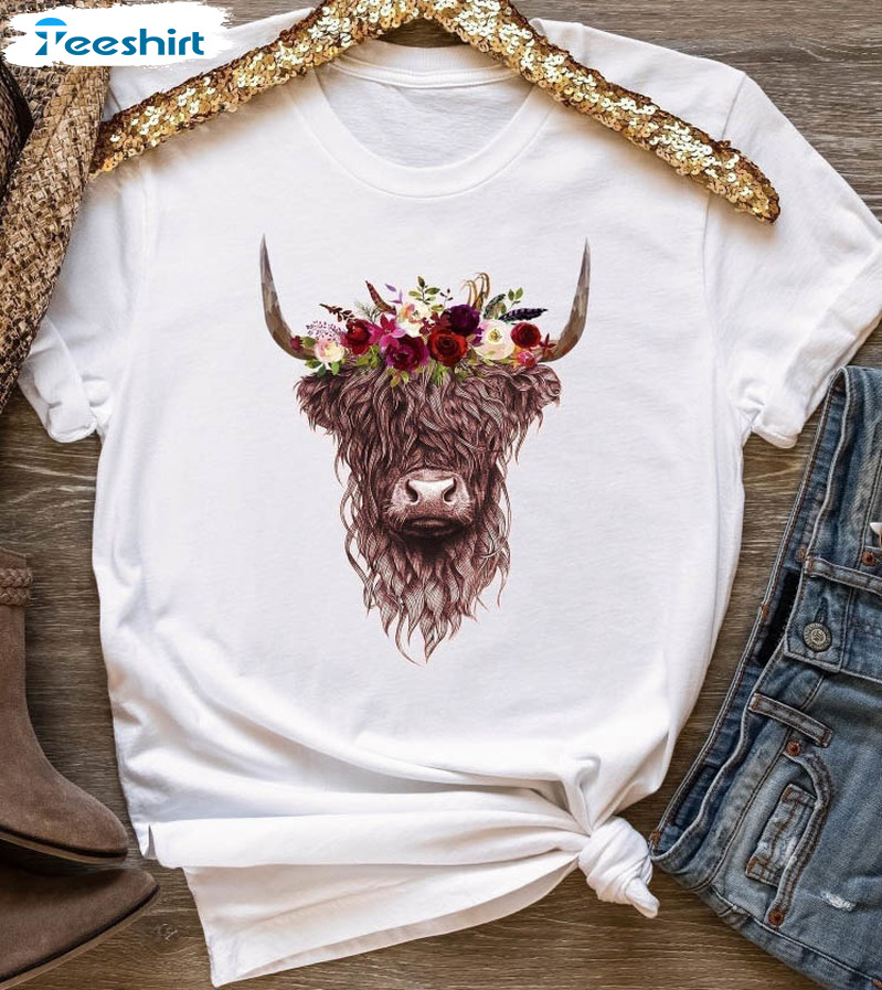 Highland Cow Shirt , Valentines Day Cow Unisex Hoodie Long Sleeve