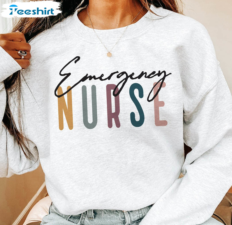 Emergency Nurse Shirt, Er Nurse Trending Short Sleeve Unisex T-shirt