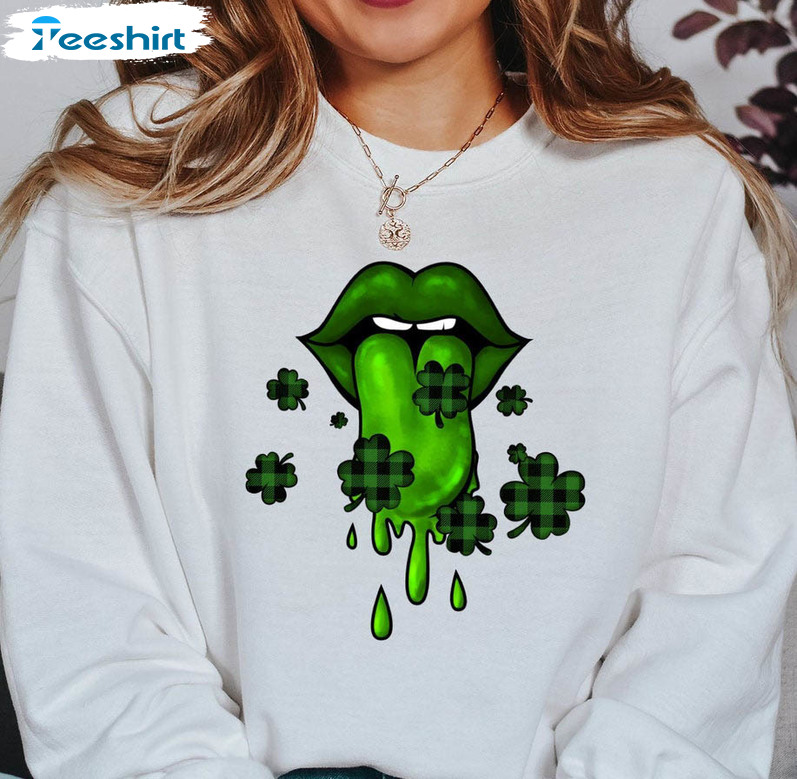 Shamrock Lips Shirt, Cute Patrick Day Sweatshirt Unisex T-shirt