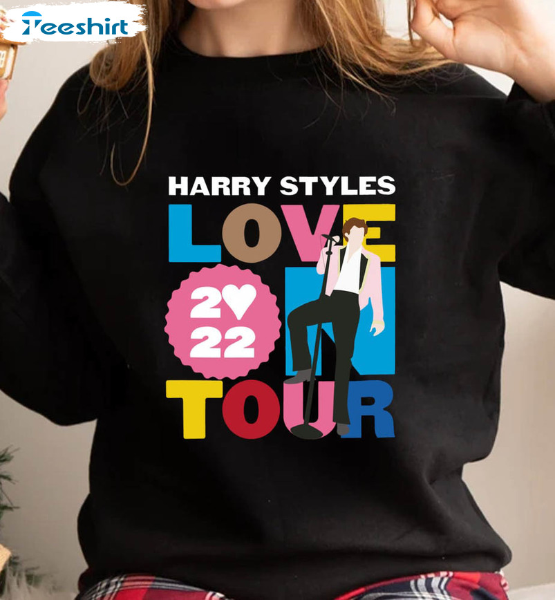 Love On Tour Sweatshirt, Trending Short Sleeve Unisex T-shirt