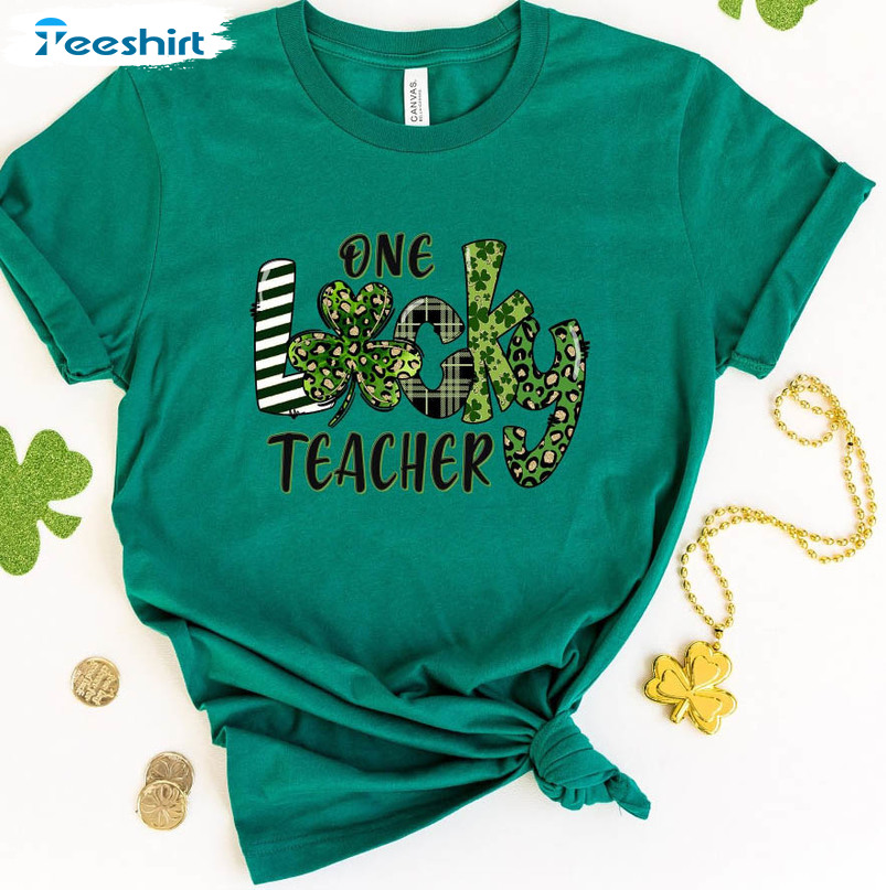 One Lucky Teacher Trendy Shirt, St Patricks Day Long Sleeve Unisex T-shirt