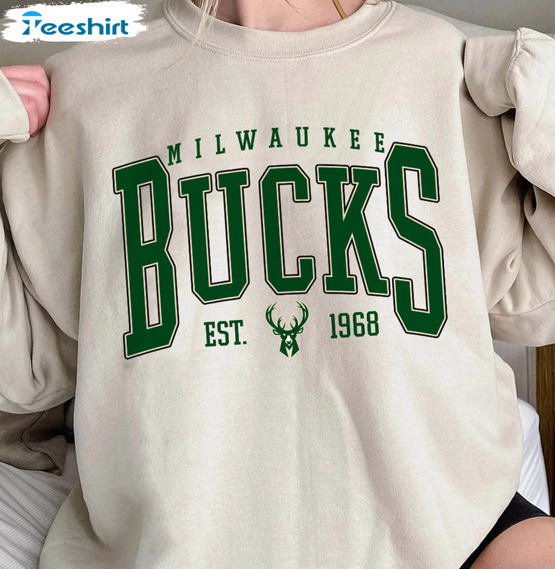 Milwaukee Bucks Sweatshirt, Basketball Vintage Crewneck Short Sleeve